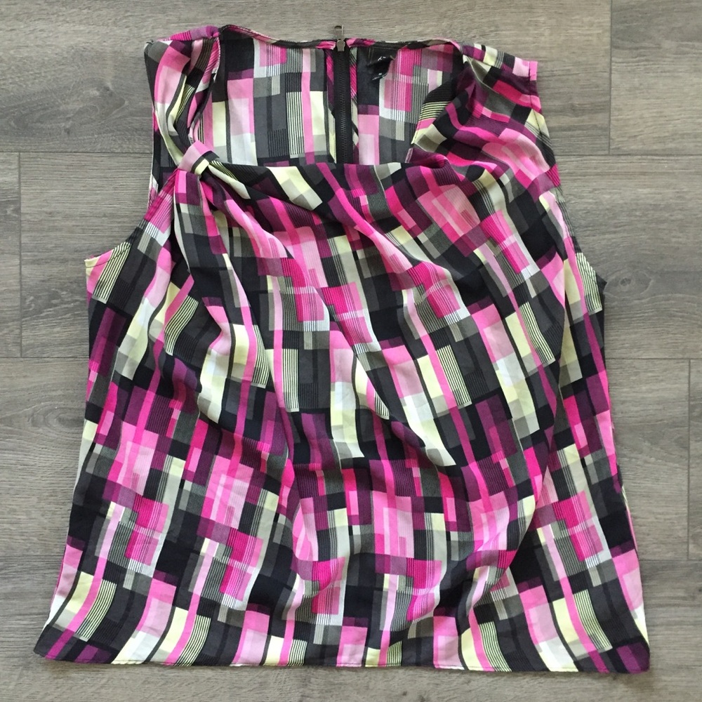 6TH & LN Geometric Colorful Sleeveless Top Size 16